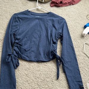 Long sleeve tee